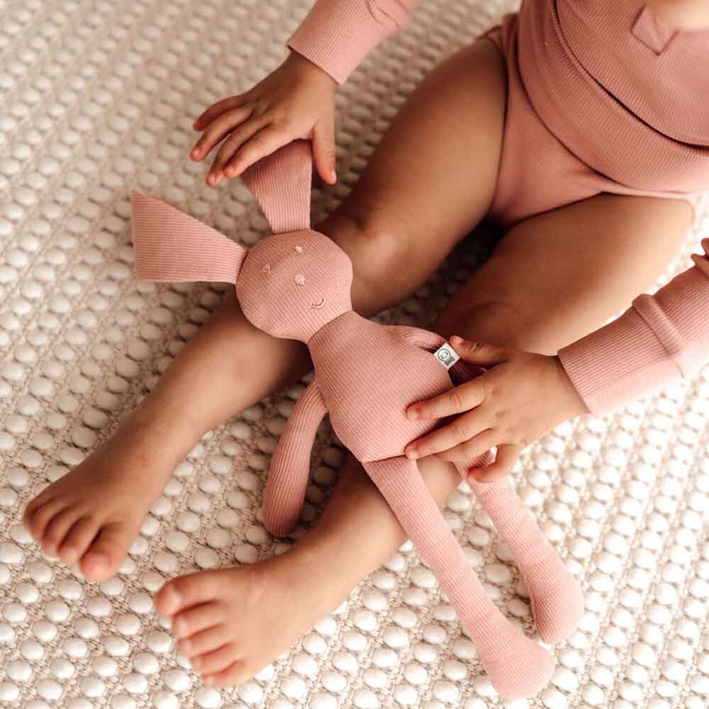 Snuggle Hunny Bunny- Rose